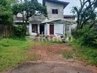 Land with House for Sale in Akuregoda, Battaramulla