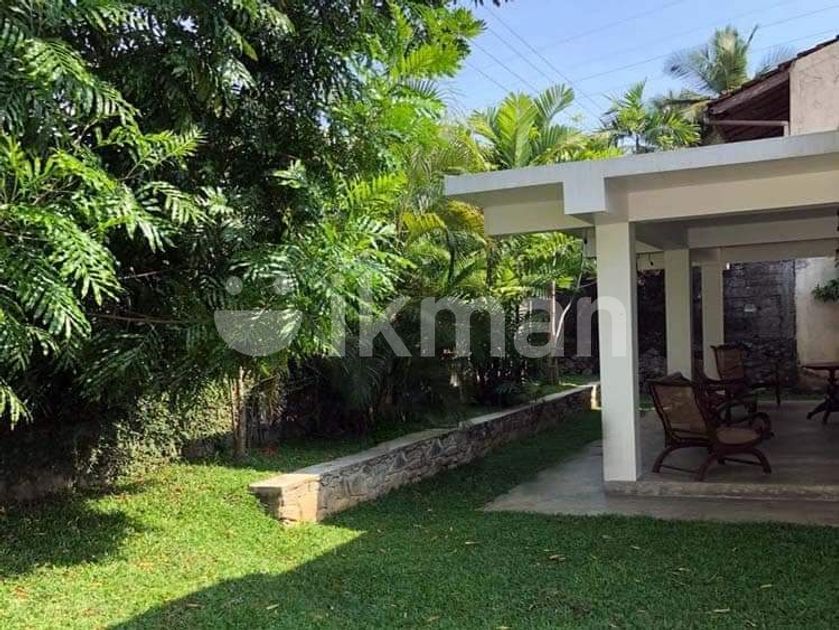 Land with House for Sale in Battaramulla ( Pelawatta ) ikman