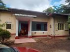 Land with House for Sale in Kahathuduva