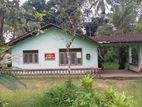 Land with House for Sale in Mandawala Madugashandiye