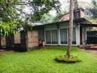 Land with House for Sale in Minuwangoda