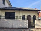 Land with Old House for Sale in Colombo 13 (Jampettah Street)
