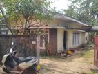 Land with old house for Sale in Kiribatgoda - Kandy road
