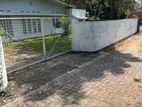 land with old house for sale in mirihana Ds2070