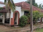 Land with old house for sale in Moratuwa