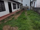 Land with old house for Sale in Nugegoda