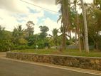 Lands for sale in Karapitiya