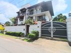 Large 3 Story House for Rent - Pannipitiya
