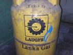 Laugfs Gas