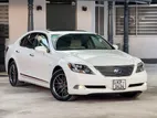 Lexus LS600h Executive 5.0 V8 2010
