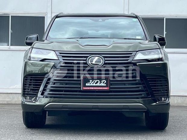 Lexus LX600 2024
