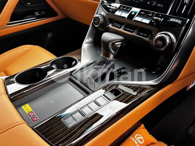 Lexus Lx600 2025 photo 4