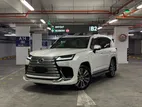 Lexus LX600 luxury 2024