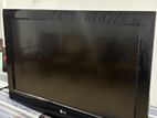LG 32'' HD LCD TV - 32LF15R