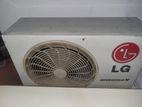 LG Inverter 12000 BTU