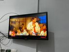 LG TV 24"