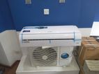 LLOYD 12000 BTU Air Conditioner