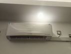 LLOYD 12000 BTU Smart Inverter Air Conditioner Element Series