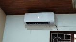 LLOYD 24000 BTU Inverter Air Conditioner Economical Series
