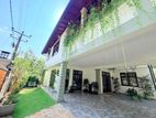 Luxurious Battaramulla Brand New House for Sale In Lake Road