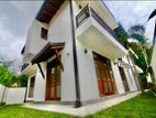 Luxurious Brand New House for Sale at Thalawathugoda