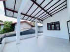 Luxurious Brand New House Sale Talawatugoda