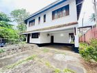 Luxurious Family House for Sale – Battaramulla
