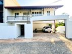 Luxurious Furnished 4-Bedroom House: Prime Location in Thalawathugoda