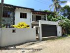 Luxurious House for Sale in Athurugiriya