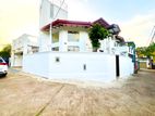 Luxurious House for Sale in Battaramulla Koswatha Junction
