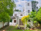 Luxurious House Sale Athurugiriya