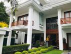 Luxurious House Sale in Battaramulla