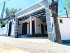 Luxurious Single Story House for Sale in Athurugiriya
