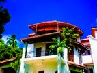 Luxurious Spacious House sale Talawatugoda