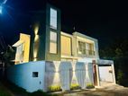 Luxurious super house for sale in maharagama