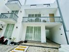 Luxury 02 Storey House for Sale in Borelsgamuwa