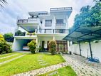Luxury 12-Bedroom House for Sale in Thalawathugoda