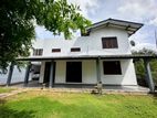 Luxury 2-Story Family Home – Prime Kadawatha Location