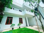Luxury 2 Story House for Sale in Battaramulla Thalahena