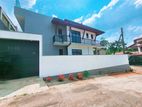 Luxury 2 Story House for sale in Piliyandala Madapatha Road
