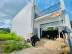 Luxury 3-Bedroom House – Kottawa