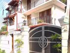 Luxury 3-Storey House for Rent in Pannipitiya