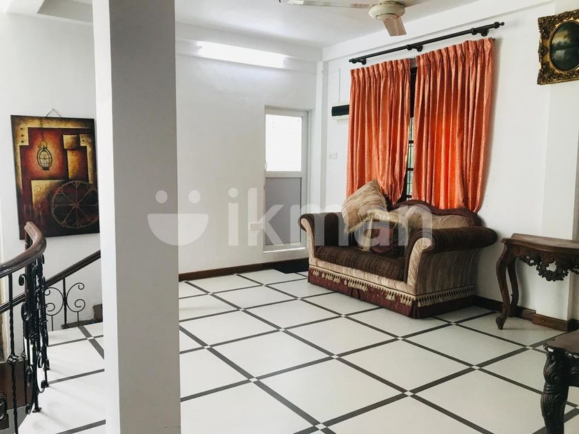 Luxury 3 Story House for Sale in Colombo 15 ikman
