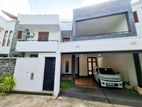 Luxury 3 Story House for Sale in Piliyandala