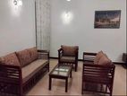 Luxury 4 Bedroom House for Rent at Battaramulla (EM063AC)