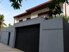Luxury 4 Bedroom House for Rent in Hokandara