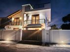 Luxury 4-Bedroom House for Sale in Heart of Pelawatta