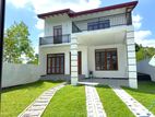 Luxury 4-Bedroom House for Sale in Kiribathgoda