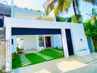 Luxury 4-Bedroom House for Sale in Piliyandala-Katubedda Road