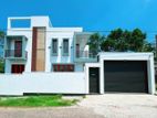 Luxury 4 Bedrooms Brand New House for Sale - Homagama Kottawa